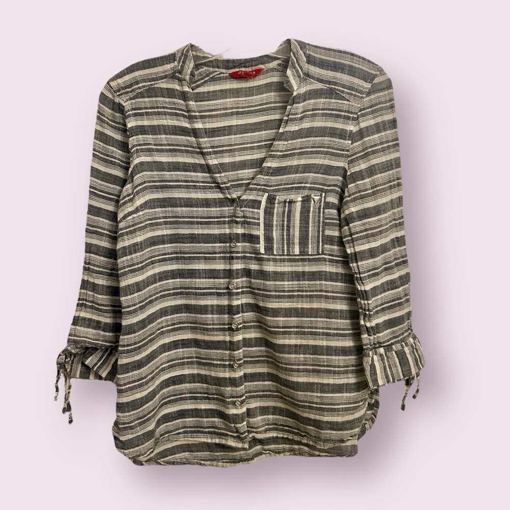 Guess Denim Blue & White Striped  3/4 Sleeve Button Front Blouse